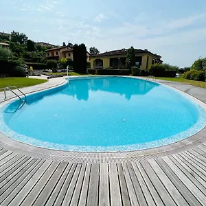 And Pool Castion Veronese